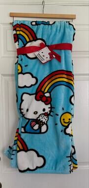 Hello Kitty Ice Cream & Rainbow Plush Super Soft Throw Blanket NWT
